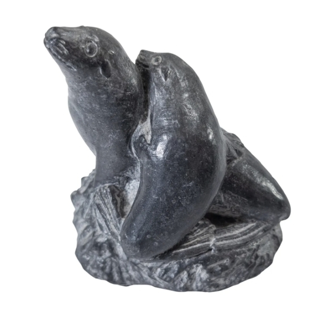 Late 20th Century Vintage Native Eskimo Inuit Original Canadian Seal Sculpture